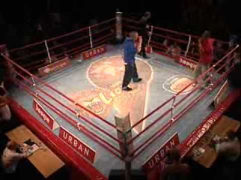MC's fight night 2004 - Semifinale 1 - Kejser A vs. Pede B