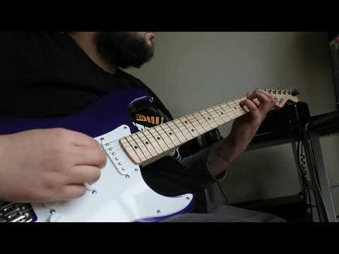 SQUIRE BULLET Sounds AMAZING (Andertons LTD Purple Strat)