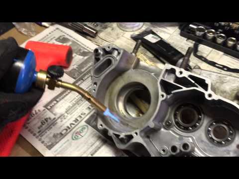 How to install YZ250 Crank Main Bearings - NO HAMMER!