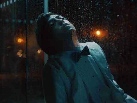 Joji - SLOW DANCING IN THE DARK (Director's Cut)