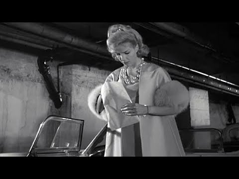 08 THE SAINT woman in fur