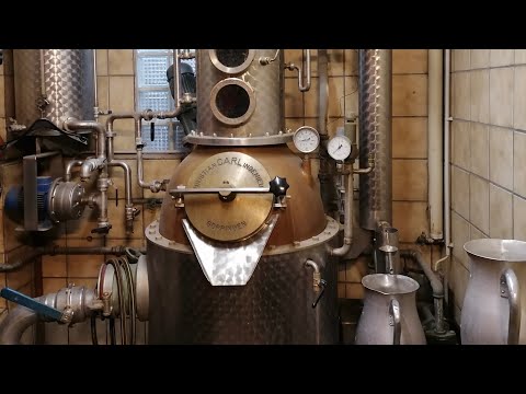 Unsere Hausbrennerei - Weingut Zaiß | Stuttgart-Obertürkheim