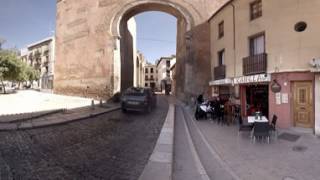360 video: Puerta de Elvira, Granada, Spain