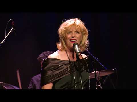 "Madonna z Targówka" Renata Zarębska i zespół Marcina Partyki