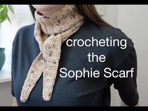 CROCHETING the SOPHIE SCARF | hacking the viral pattern!