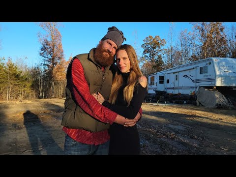 Things Starting to Happen in Our Off Grid Paradise / Slowly Building Homestead From Scratch EP. 38