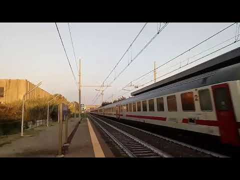 Intercity 1524  Siracusa-Roma Termini accompagnato con musica