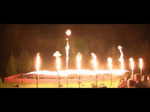 Pirotechnika Widowiskowa i Lasery  - Artystycznie -  Dom nad Jeziorem.