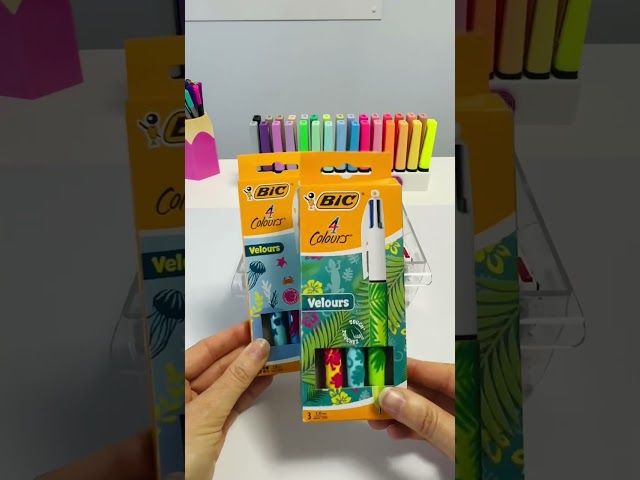 Vídeo relacionado con BIC 4 Colours FC BARCELONA Bolígrafos Retráctiles de Punta Media (1,0 mm) en Colores Clásicos - Pack de 3 con Diseños Oficiales Azulgranas y Escudo del Club