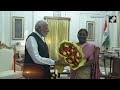 PM Modi Meets President | President Feeds Dahi-Cheeni To PM Modi Ahead Of Swearing-in Ceremony - Video