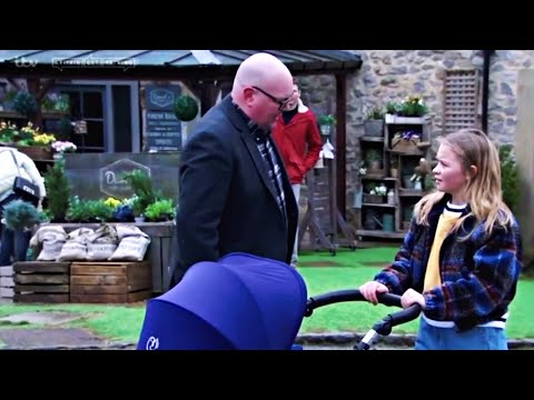 Liv Flaherty 15th April 2020 - the dingle’s get ready for sam and lydia’s wedding