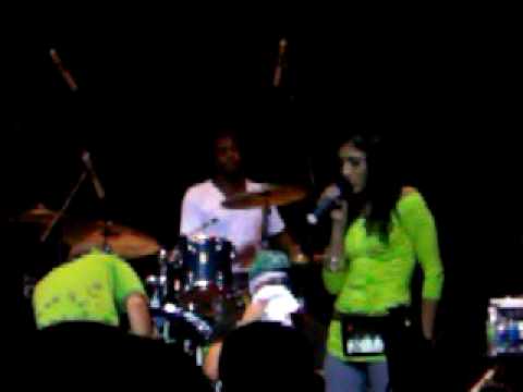 BABY BASH & PAULA DEANDA iN CONCERT