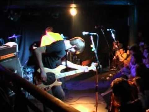 Matchbook Romance - My Eyes Burn (Live in London) - Punkrockvids.com