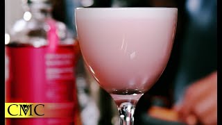 🌸 Floral, Dry, Perfect – The Hibiscus Gin Sour Cocktail