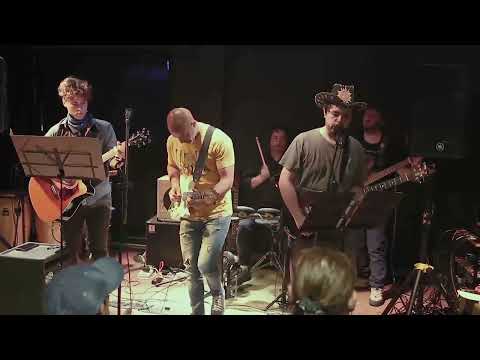 Blue Suede Shoes (Cover) por Fenicios del Sol