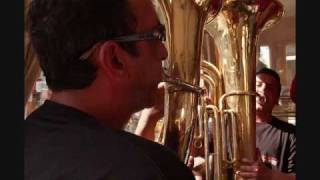 Bulgarian brass orchestra Karandila - Lechkov kjuchek