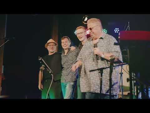 Red Hot N Blues - SMUTTY