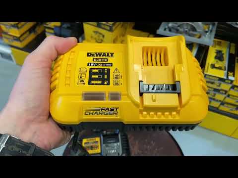 DeWalt Dcb118 Fast Battery Charger For 18V Xr & 54V Xr Flexvolt Li-Ion Batteries – Fan Cooled