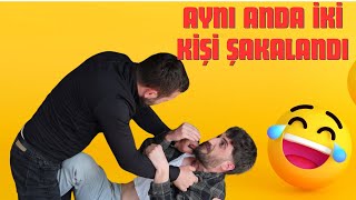 Aynı Anda İki Kişi Şakalandı! - Mustafa Karadeniz