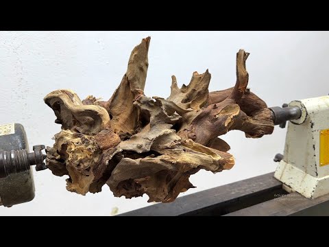 Craft Woodturning Products - Perfect Combination Of Driftwood And Epoxy Resin On Wood Lathe