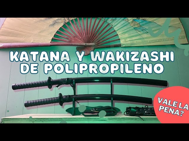 Vídeo relacionado con Wakizashi Espada de Entrenamiento Japonesa Hecha de Polipropileno con Tsuba 60 cm