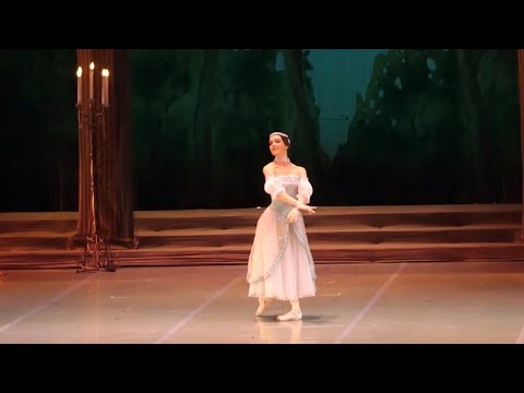 Fleur de Lis - La Esmeralda (Adagio, Variation and Coda)