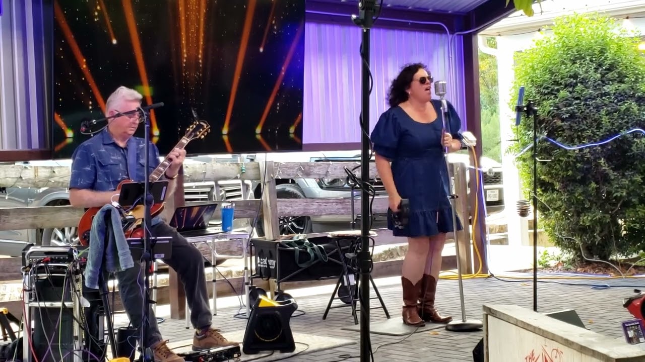 Promotional video thumbnail 12 for The Decades Band