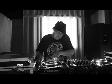 Port39 - Play | Slava Finist @Lab23 [techno]