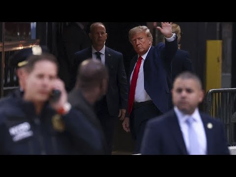 Trump si dichiara non colpevole al processo per i pagamenti illeciti a Stormy Daniels