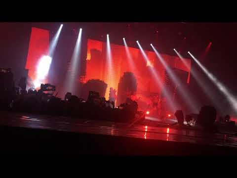 STRAY KIDS UNVEIL TOUR ‘I am...’ in EUROPE MOSCOW 190804 victory song