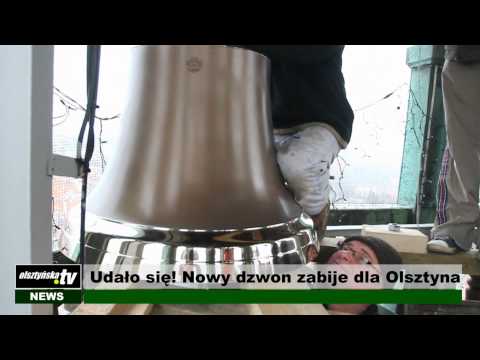 Nowy dzwon w końcu zawisł na wieży ratuszowej w Olsztynie