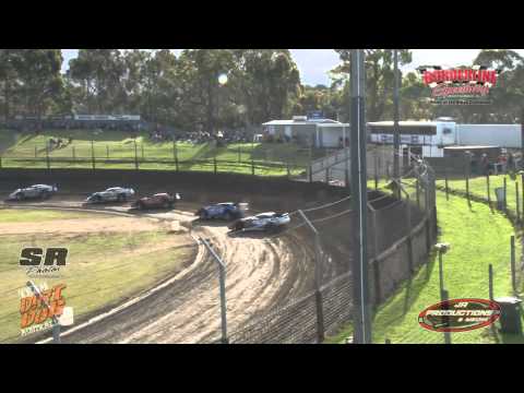 2014 National Super Sedan Series Rd 5 - Heat 2
