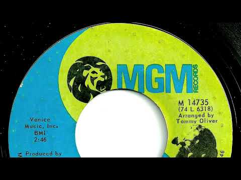 Donny and Marie Osmond - "I'm Leaving It (All) Up To You"