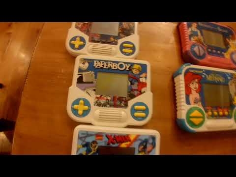 Tiger Electronics handheld games. Sonic, Street Fighter, Double Dragon and More plus Movies too