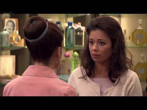 Amar C488 - Dorita se encuentra a Lucía en la droguería