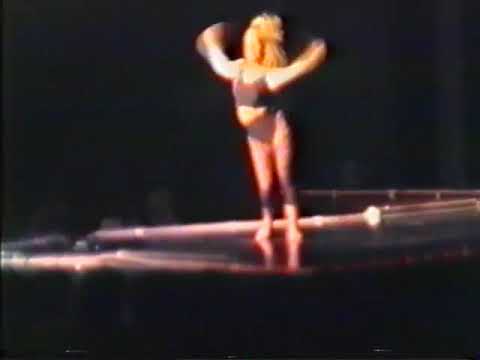 1991 FASHION SHOW & DANCE DEMONSTRATION Fernham Hall