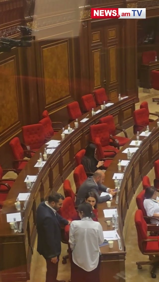 Աննա Վարդապետյանի ելույթի ժամանակ մասսայաբար լքեցին դահլիճը