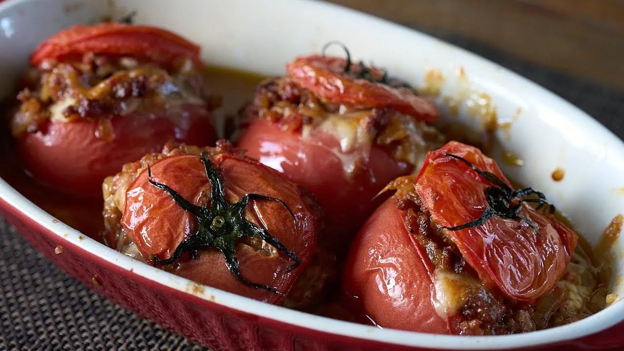 ナルボンヌ風トマトの肉詰め(トマトファルシ)