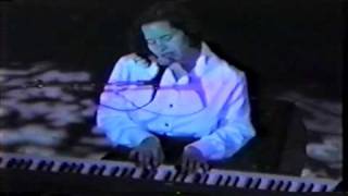 10,000 Maniacs - Noah&#39;s Dove (1992) Carnegie Hall, NY