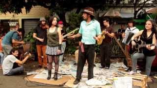 Desastre Lyrics English Translation