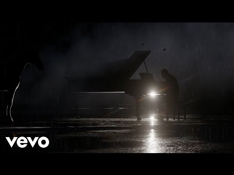 Knaxx - Shake Up E Place (Official Video)