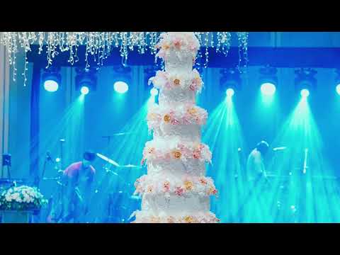 wedding cake structure by CHEF MARTINESZ