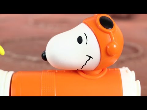 スヌーピーのイマジネーション。スヌーピー＆ウッドストックレース｜NEWピーナッツおもちゃ遊び｜アポロ11セレブレーション (Snoopy's Imagination: Snoopy & Woodstock Race | NEW Peanuts Toy Play | Apollo 11 Celebration)