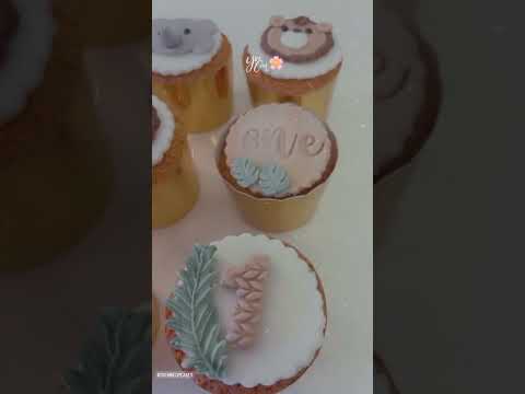 #cakesickles #birthdaycake #safari #cupcakes #sweet #sweden
