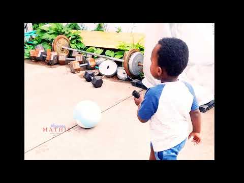 Toddler playing soccer /timoun k ap jwe foutbòl #haitiancreole #haitianlanguage #learnhaitiancreole