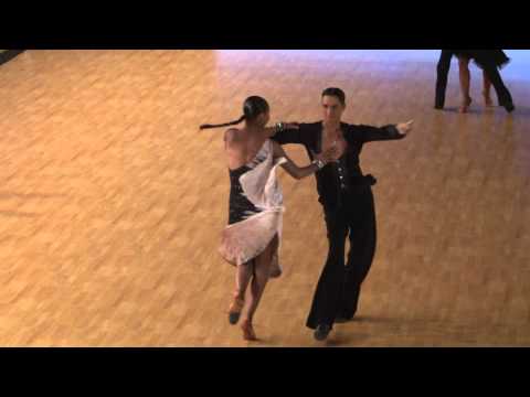 Sergey Anouritchev - Valeriya Belozerova, 1/2 Samba