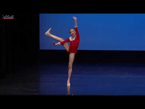 Petra Johnson (12 y) "Fable"