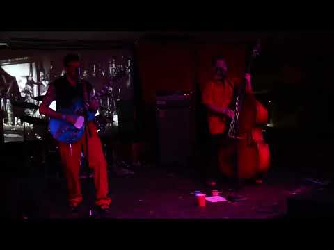 Dr. Void & The Death Machines - Poison Love (Live 7/9/10)