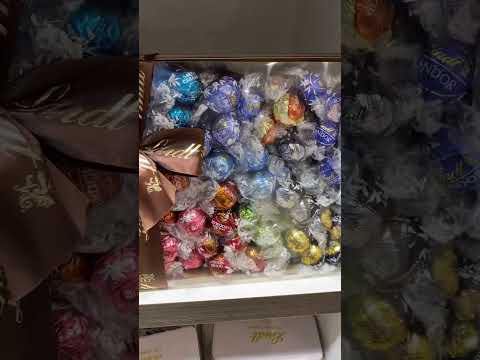 Lindt Chocolate 😋#shorts #satisfyingvideo #sweet