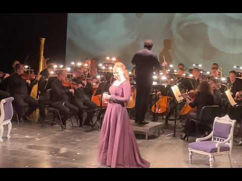 L. Kankova -  È strano / Ah, fors'è lui / Sempre libera (Verdi - La Traviata)